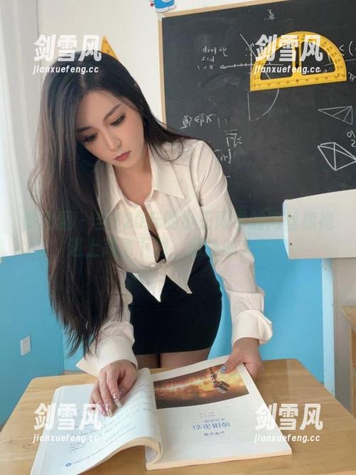微密圈 - 当120斤的小王同学的肉丝旗袍遇上高清下载，意外的火花！