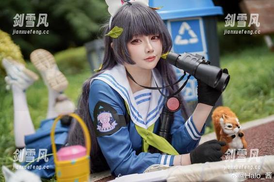听说Halo_酱的旗袍里藏着春天的气息？原图来瞧瞧吧，太美了！