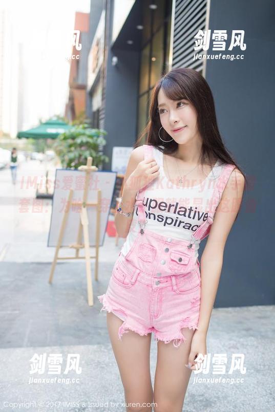 IMiss爱蜜社 - 小狐狸Kathryn水手服套图：为啥一穿上水手服就能显出这股俏皮？