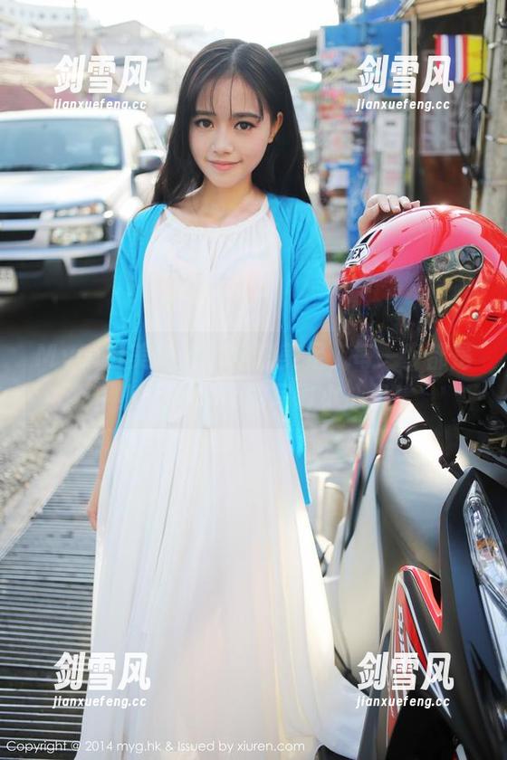 MyGirl美媛馆 - 全套美足，每一步都是伊小七MoMo的写真小心机！