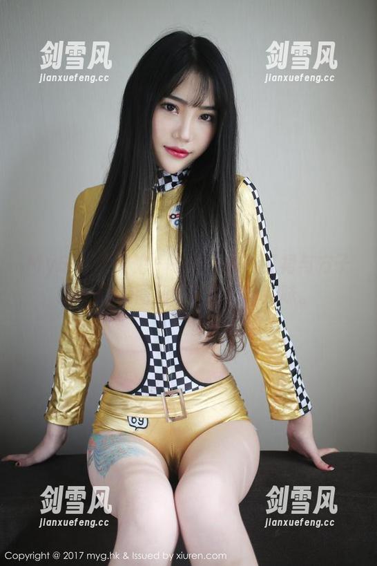 MyGirl美媛馆 - 一来一去的红裙与方子萱，让美图和分享碰撞出趣味。