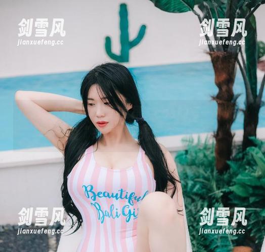 精选：Sia(시아)连衣裙，cos的每一寸布料都像在说“来吧，目光都在我这儿！”