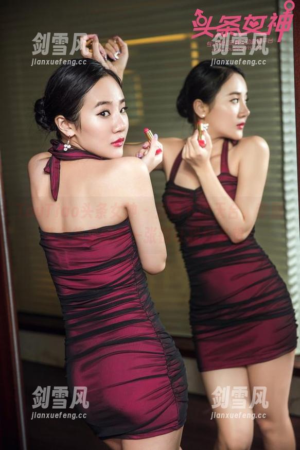 TouTiao头条女神 - 落日下的天台，李丽莎合集里的每一张都让我想多想。