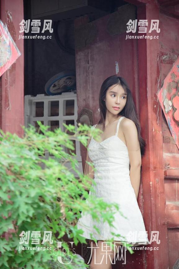 UGirls尤果网 - 伊莉娜天使降临—最新美图好像能点亮我的一天。