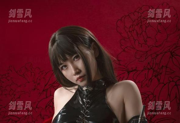 吊着Uki雨季的全套搭配，那一刻，心绪觉得别样清新