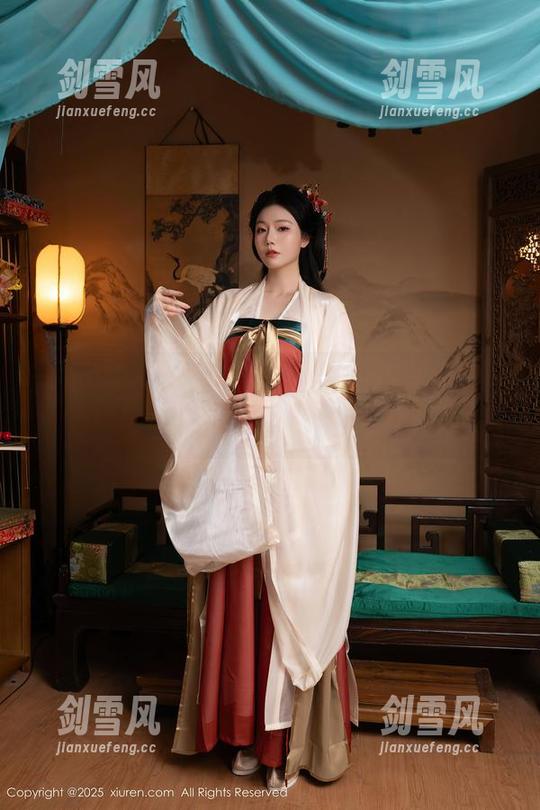 Xiuren秀人网-周慕汐baby Xiuren秀人网 - 周慕汐baby手里的美足,原图下载后你我可有啥想法?