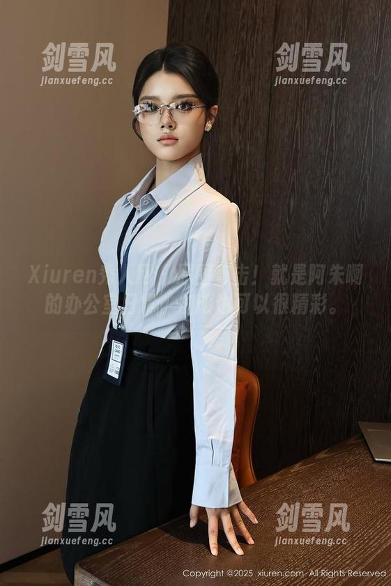 Xiuren秀人网 - 原图直击！就是阿朱啊的办公室日常，加班也可以很精彩。