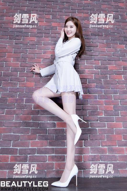 beautyleg - 职业装不仅仅是西装，Ruby给出的资源让我懂得多样化是关键。