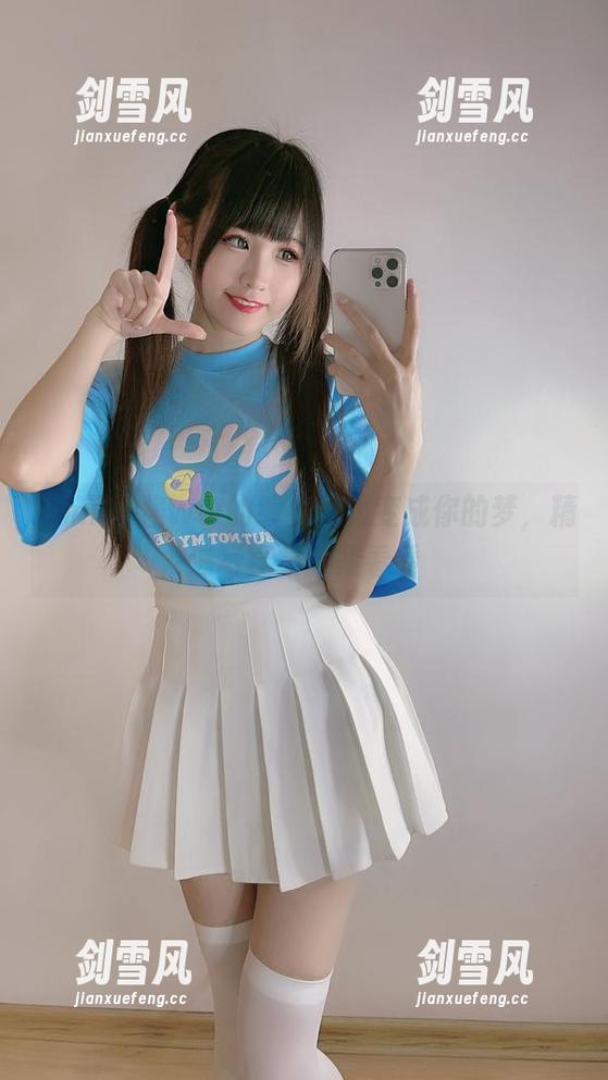 当miko酱ww的缠绕制服变成你的梦，精选写真集赶紧看看