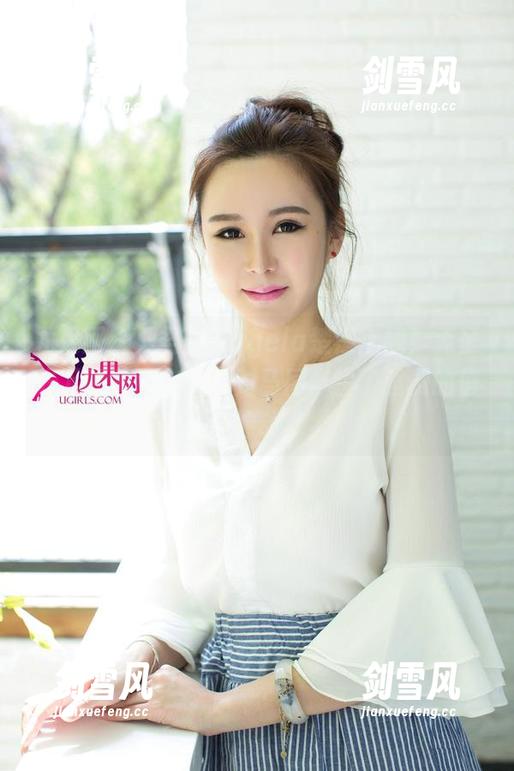 尤果网 - 双马尾Angela楚楚上线！无圣光下的美图，让我对马尾产生了强烈的信仰冲动。