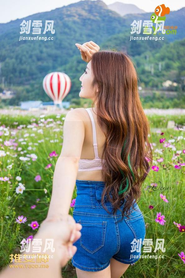 推女神 - 在线聚焦：赵伊彤的内衣合集，尺度到底在哪里？