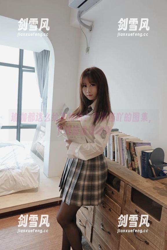 瑜伽都这么绘声绘色？是依酱吖的图集，下载前请深呼吸