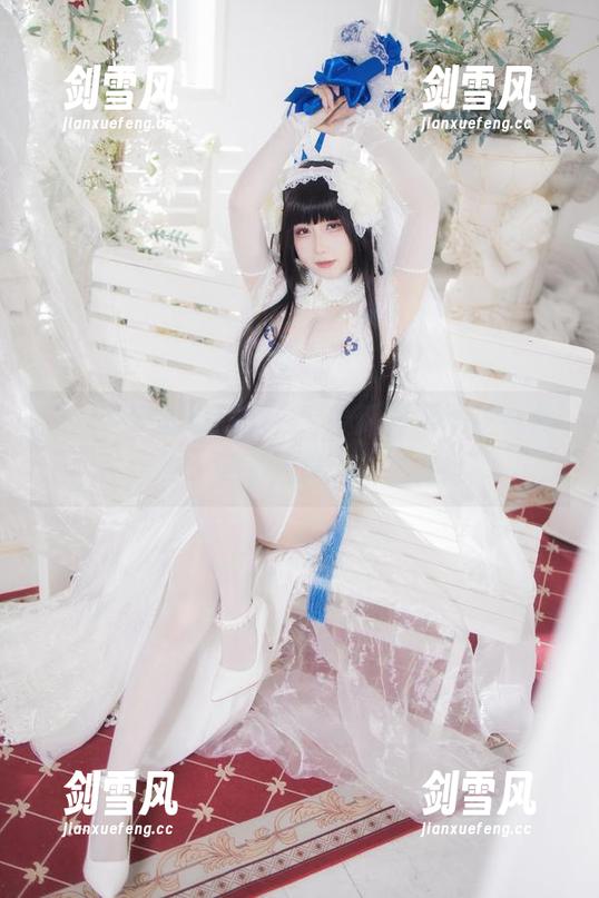 末夜787的校服cos，最新搭配不正中我的小心思么？