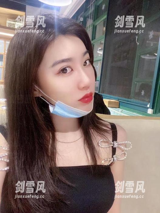 微密圈 - 网盘里的惊喜：林子喵Lynne女友还能帮你追小心肝！