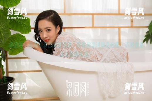 果团网 - 松果儿夏日高清图册，喷雾和冰淇淋是标配，不然你要怎么面对高温？