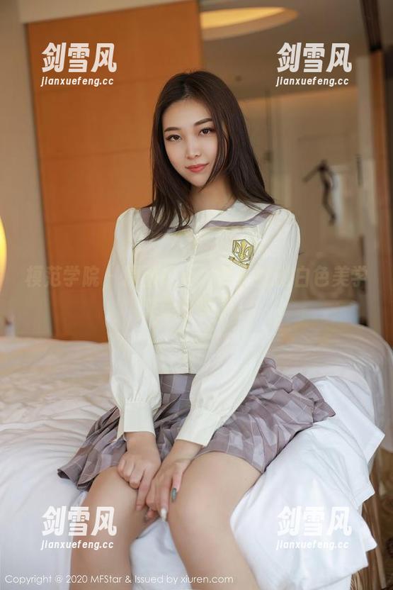 模范学院 - 原图在手，方子萱的白色美学又要分享了！