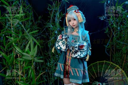 作品时间：爆机少女喵小吉化身人形兵器，太萌了吧？