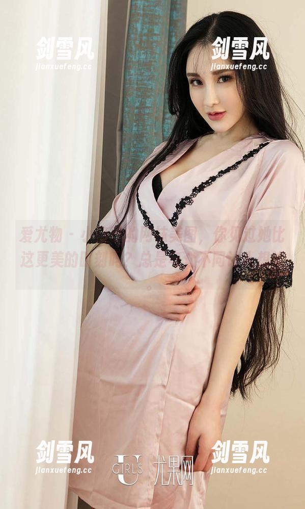 爱尤物 - 小热巴的网袜美图，你见过她比这更美的时刻吗？总是与众不同让人想追。