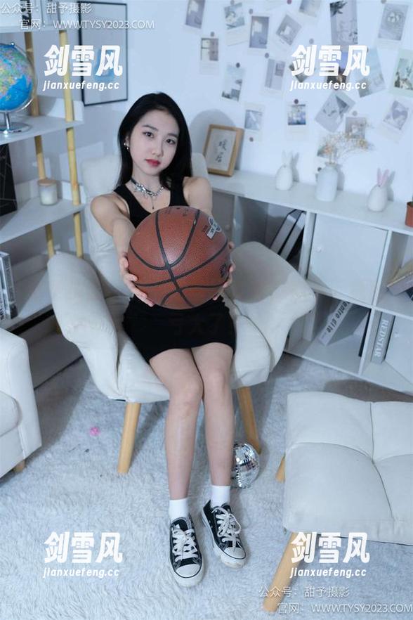 甜予摄影 - 齐齐肉丝写真集，你不下载就亏大了！
