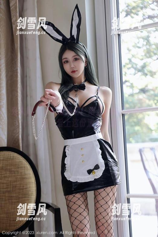 秀人网 - 水手服福利！雨儿1494高清图包，爱上这份清盐气息