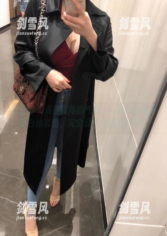 微密圈 - 浪费时间的气质——童小芯的吊带白丝套图，完全没有节操的分享！