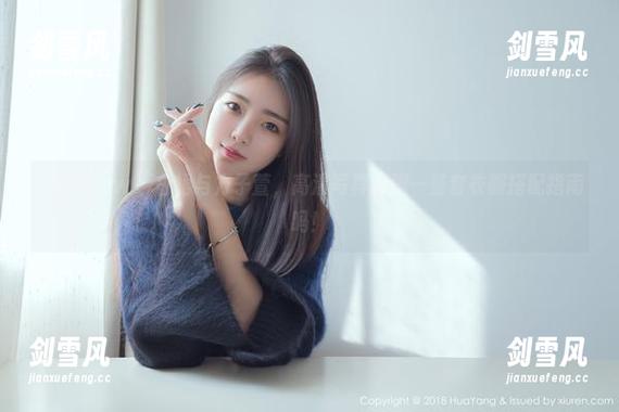 花漾show - 白裙与方子萱，高清写真附赠一整套衣服搭配指南吗！