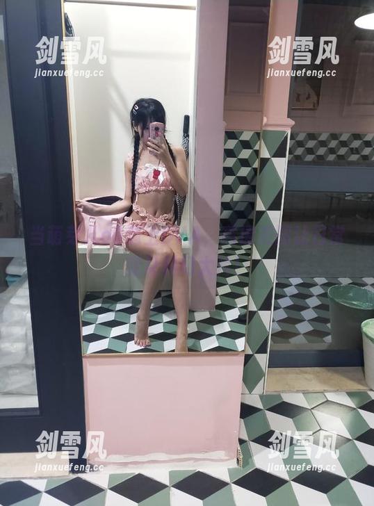 当萌芽儿o0遇上DVA，高清美图让日常变身科幻大片！