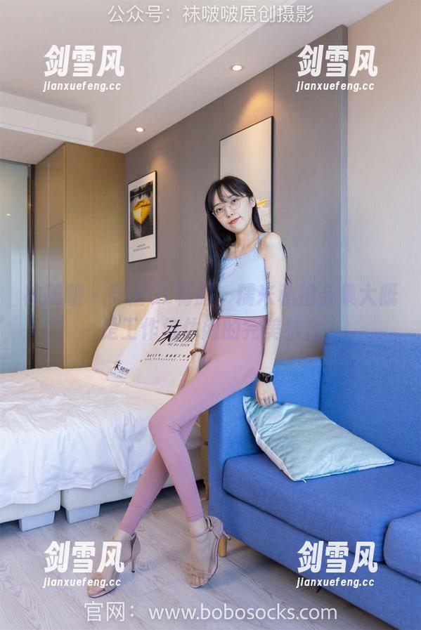 袜啵啵 - 穿上OL制服，糯米私拍合集大概是工作与休闲的完美结合