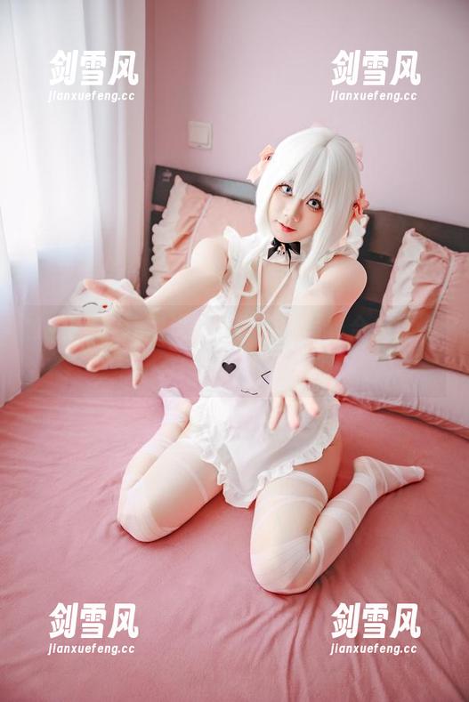 办公室翻江倒海的阿雪雪，写真合集让人“震撼”
