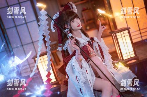 露儿大魔王的浴缸COS大赏：清水中的女战士，全新图册上线！